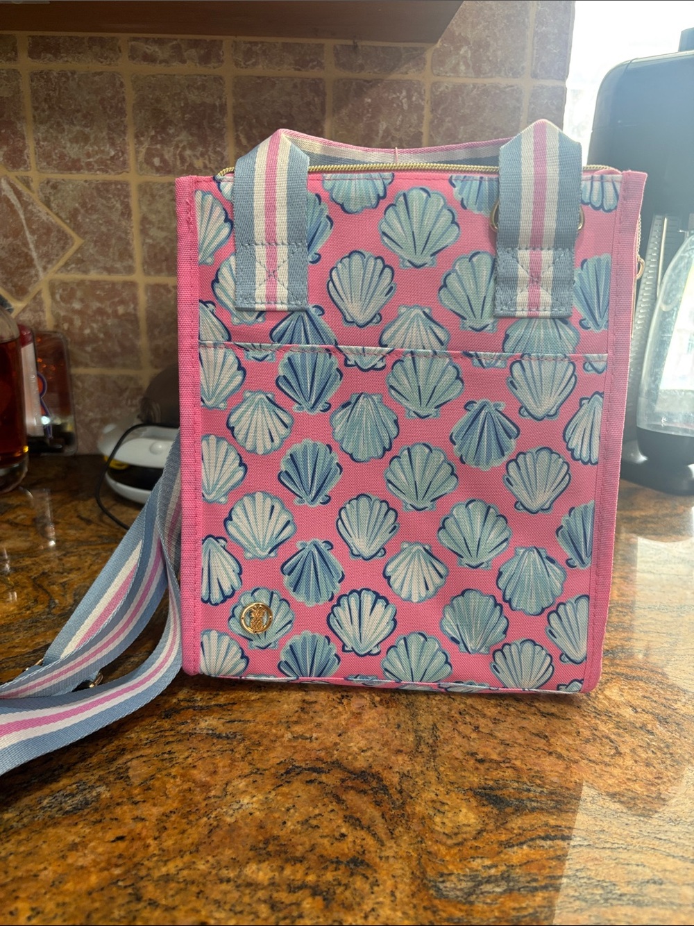 Simply Southern insulated lunch bag NWT Shell-Print Tote handle and strap